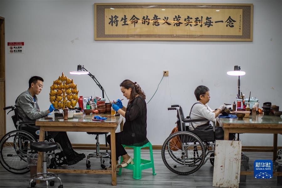 富狗棋牌二维码